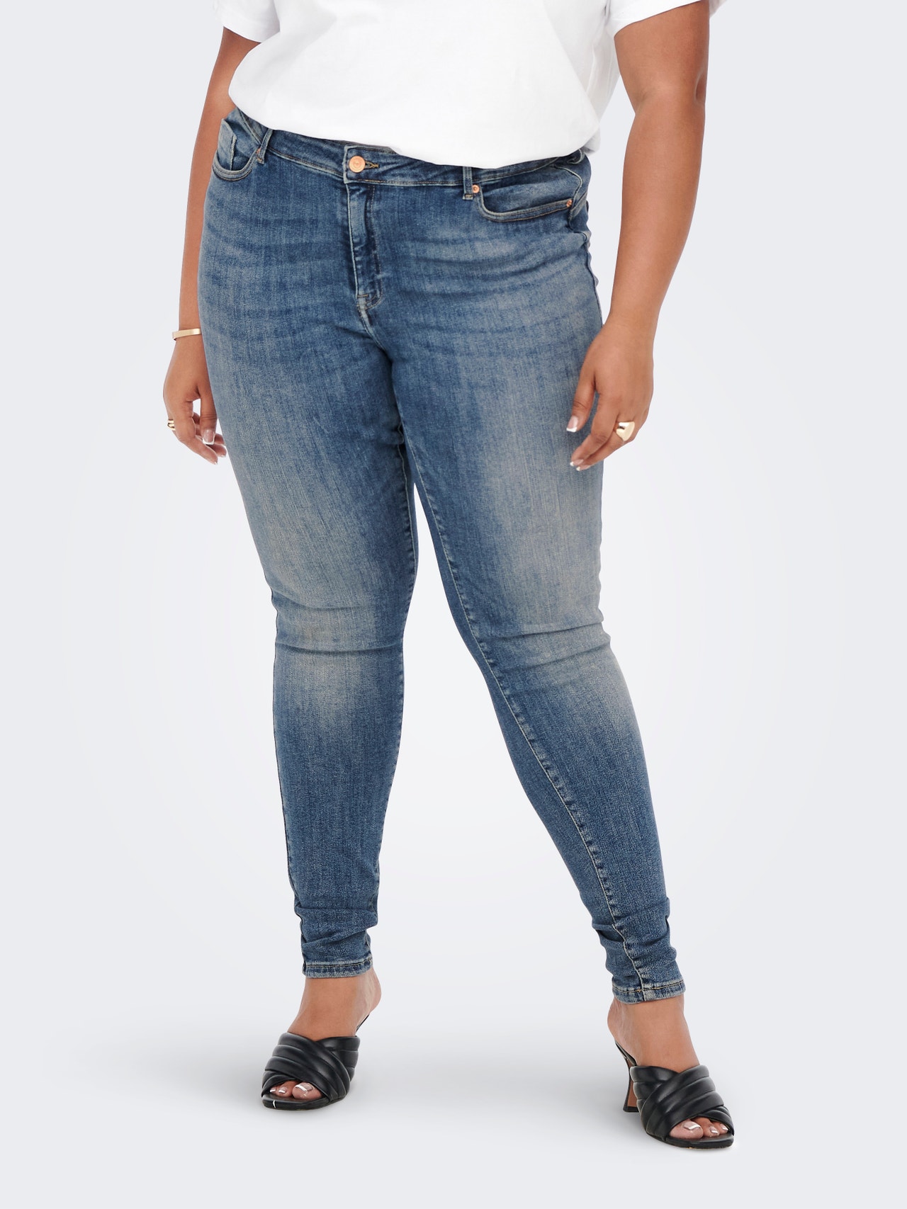 Skinny Fit Mid waist Jeans with 20% discount! | ONLY®