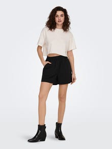 ONLY ONLKARIN Mid waist Loose Fit Training shorts -Black - 15287527