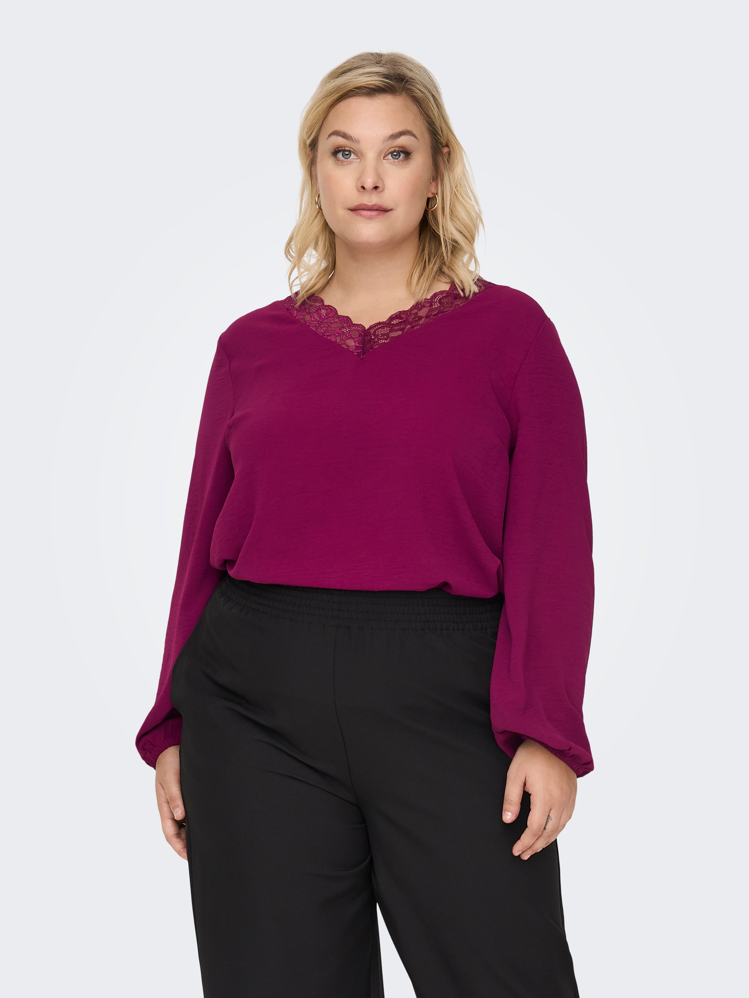 SALE: Plus size tops | ONLY Carmakoma