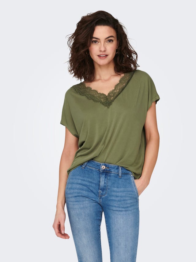ONLY v-neck top with lace details - 15289596