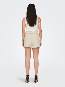 ONLY Cargo Fit High waist Fold-up hems Cargo Shorts -Oatmeal - 15290684