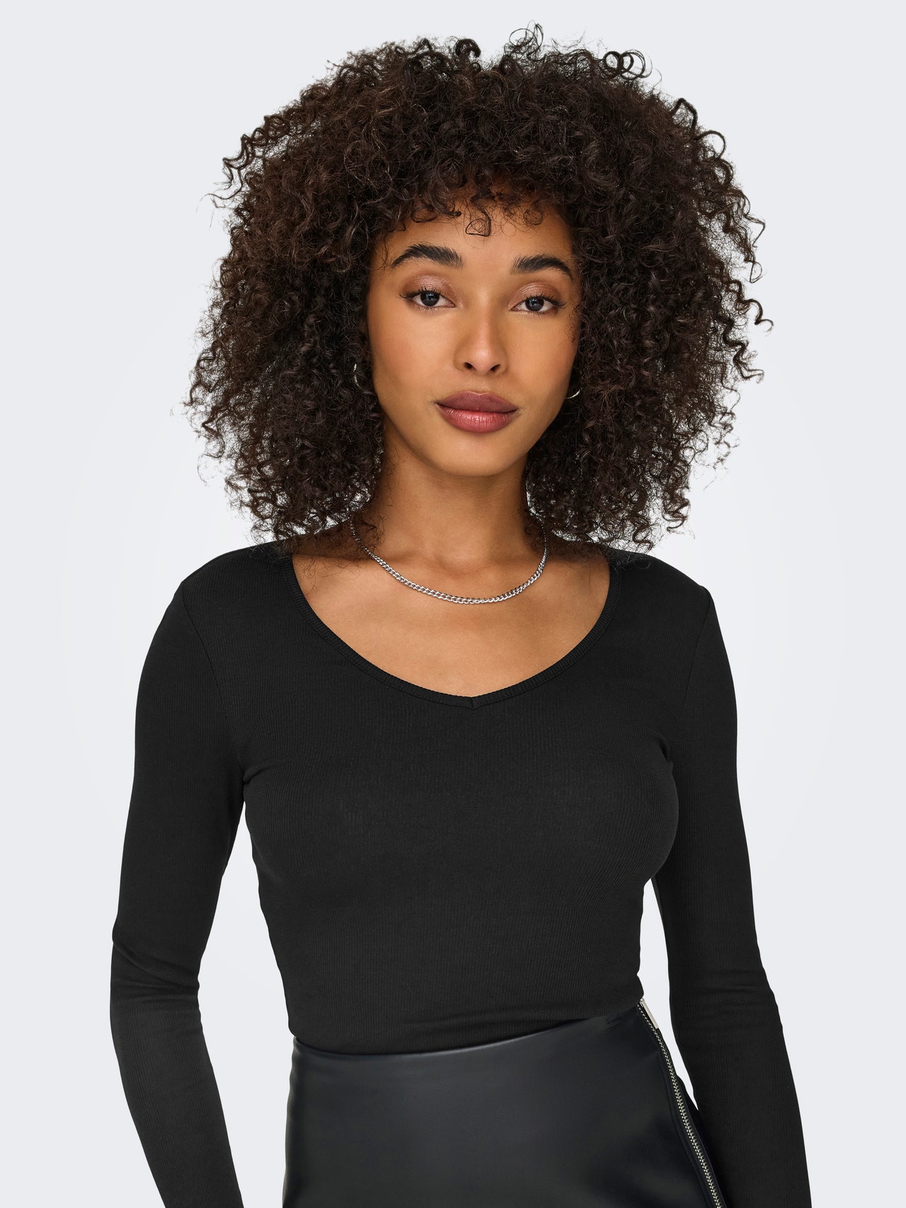 ONLY Tight Fit Round Neck T-Shirt -Black - 15290845