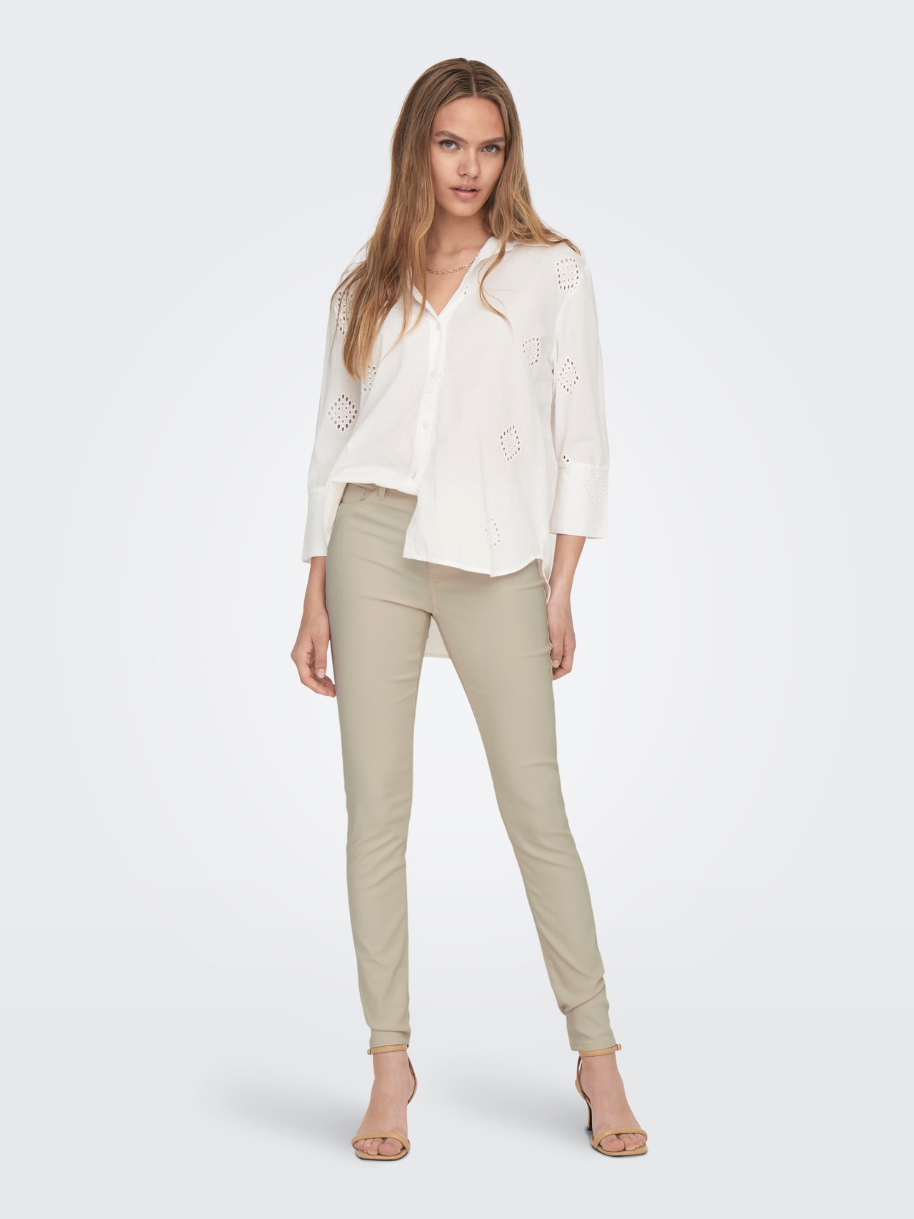 ONLY Skinny trousers with mid waist -Sandshell - 15291267