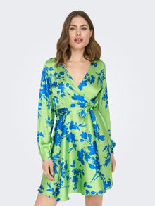 ONLY Normal geschnitten V-Ausschnitt Kurzes Kleid -Summer Green - 15292716