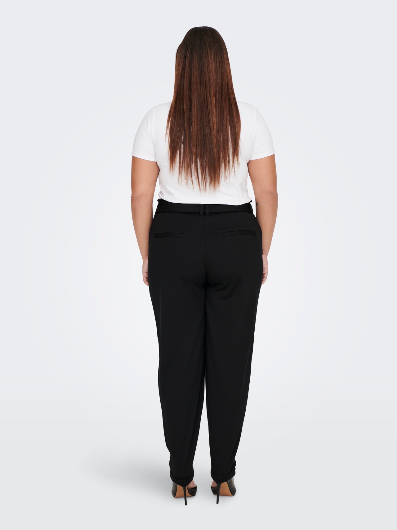 Curvy trousers with belt with 20% discount!