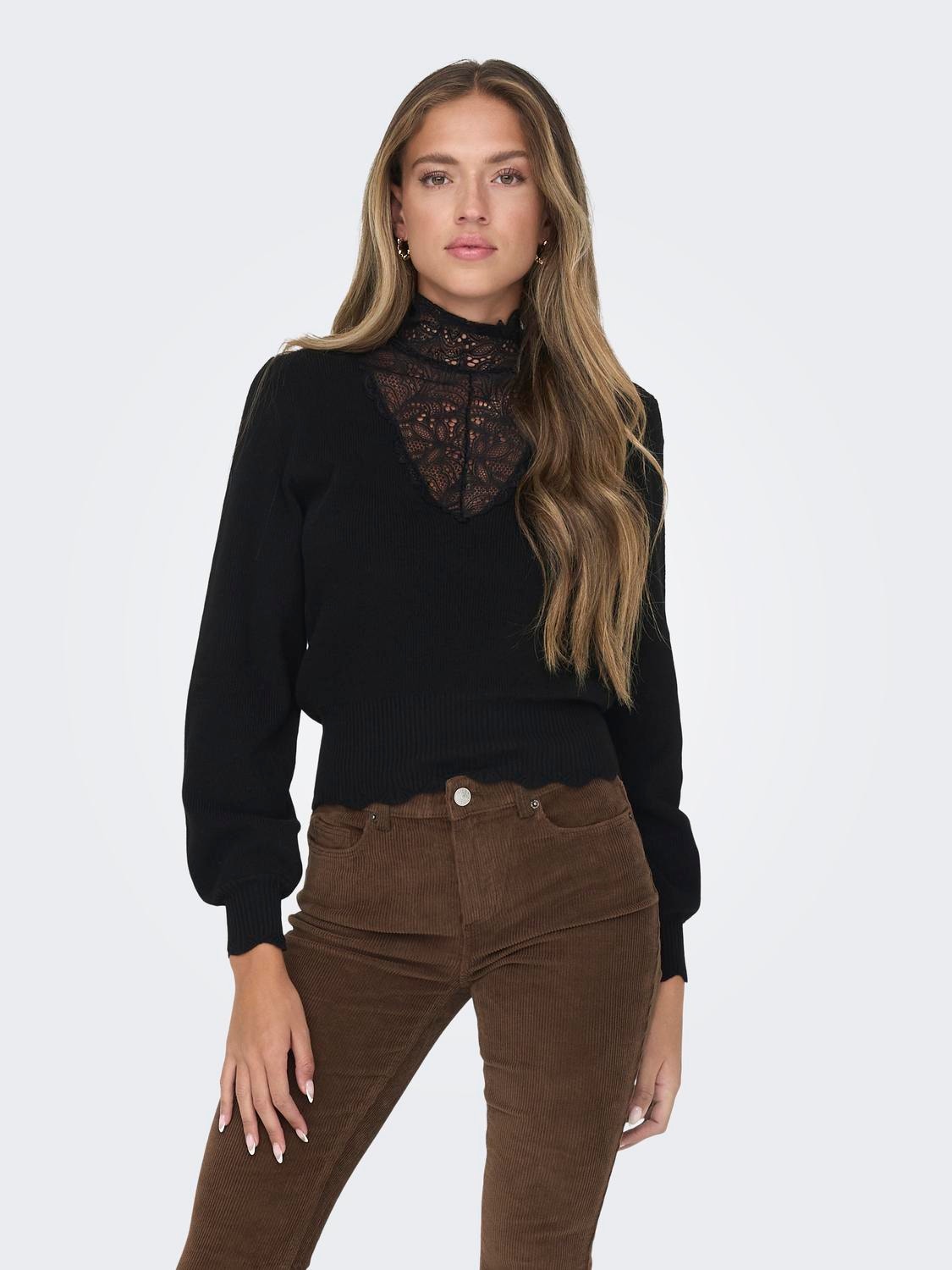 ONLY V-neck knitted pullover with lace  -Black - 15294584