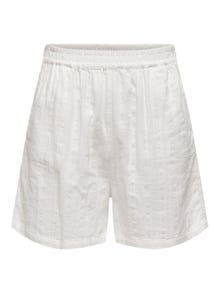 ONLY Loose fit shorts -Cloud Dancer - 15296358