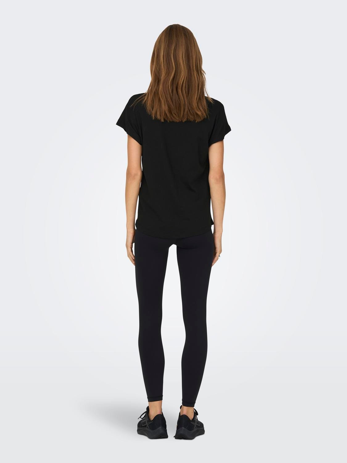 ONLY Loose Fit Round Neck T-Shirt -Black - 15297020