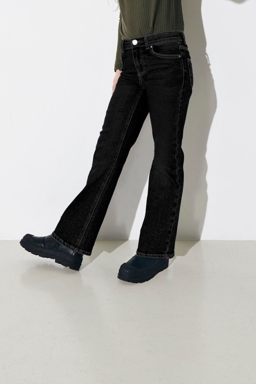 Thumbnail - Kogjuicy Weiter Beinschnitt Jeans