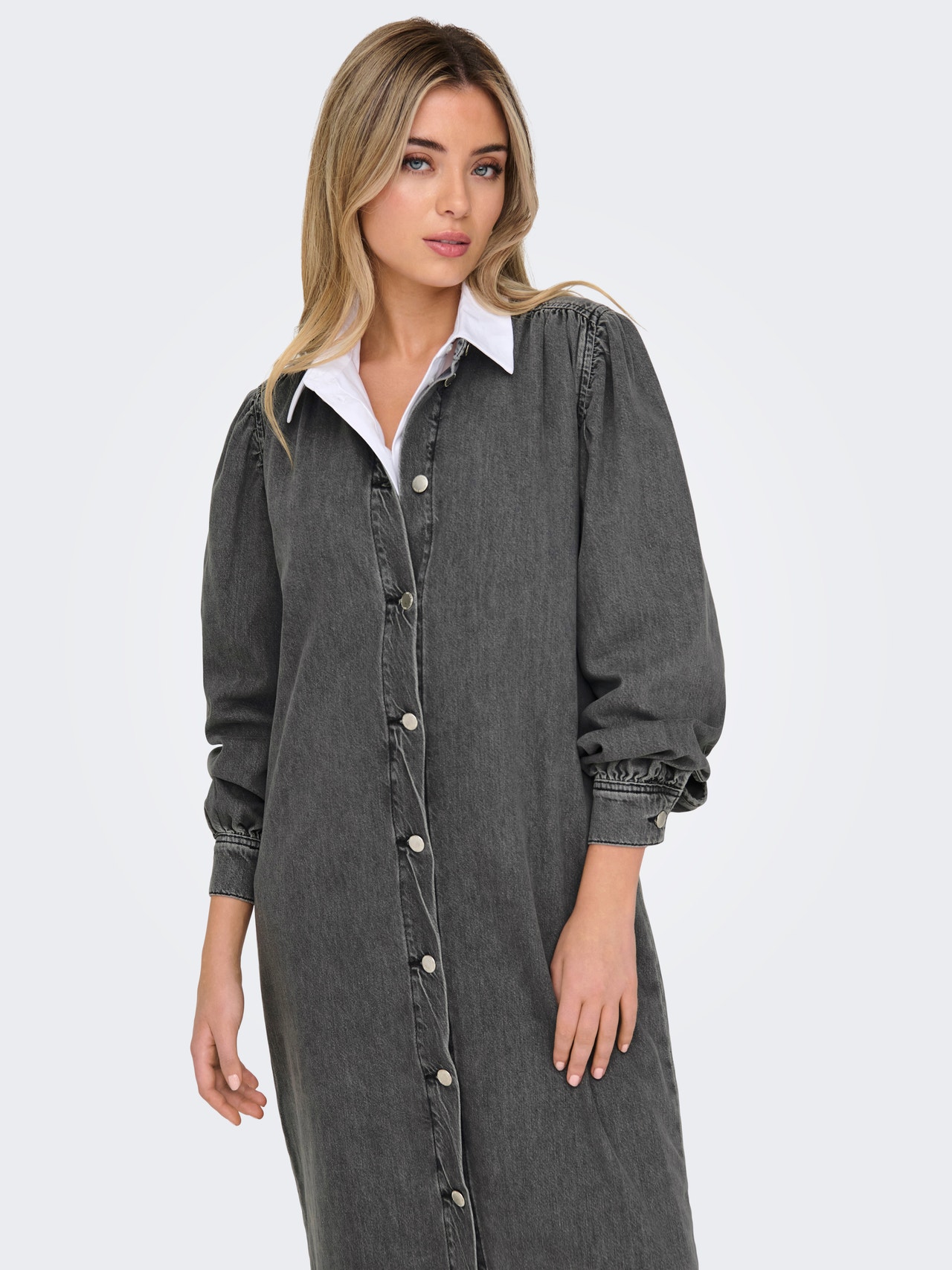 ONLY Standardno pristajanje O-vrat Zakopčane manžete Balon rukavi Midi haljina -Medium Grey Denim - 15300770