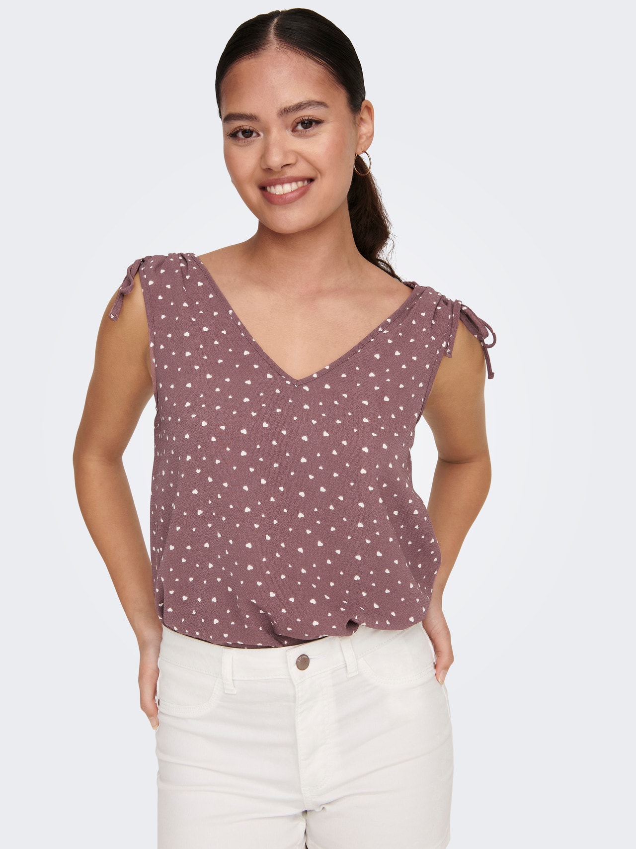 Regular Fit O-Neck Top with 40 discount! | ONLY®