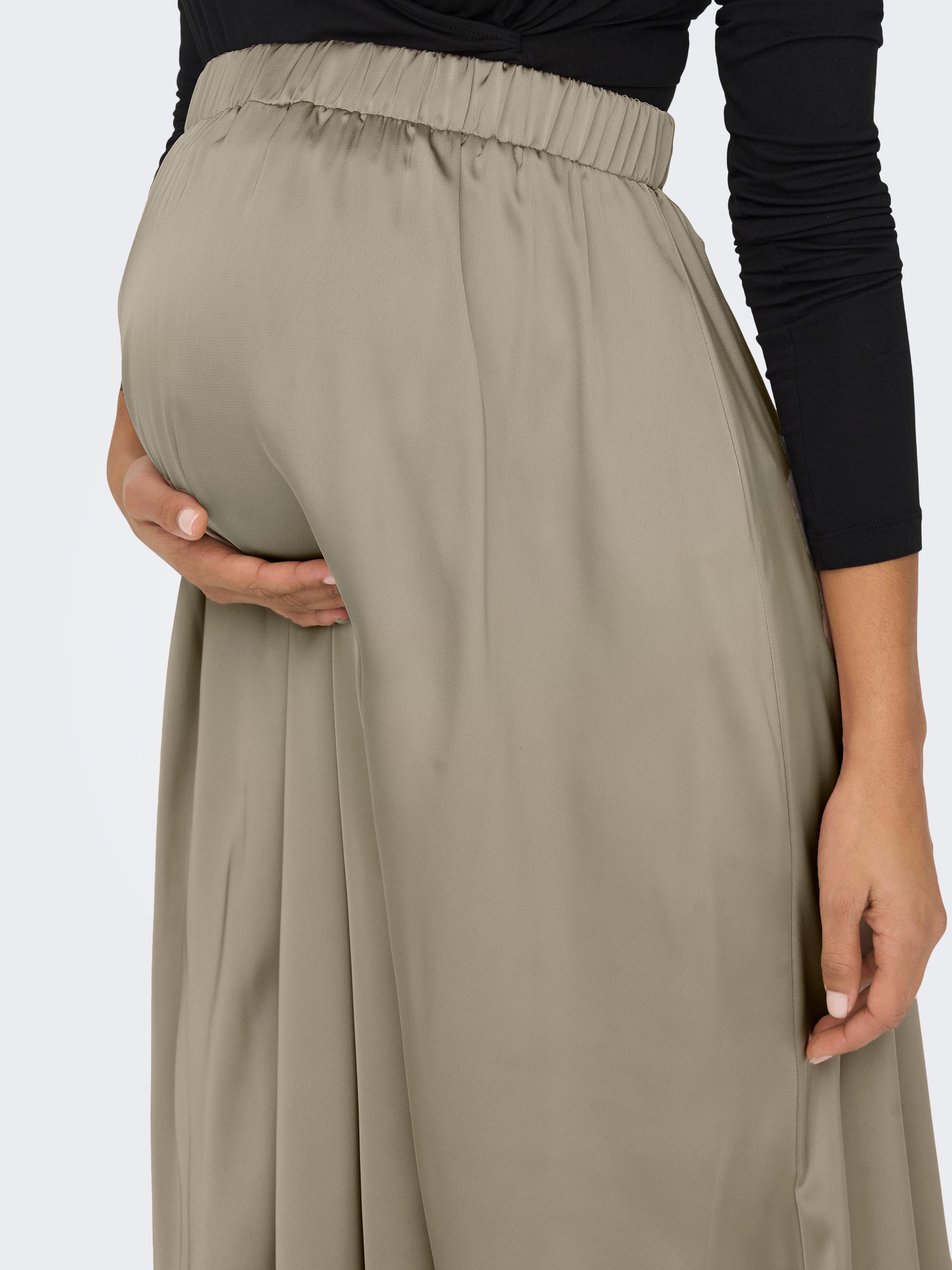 Maternity maxi skirt 20 sale