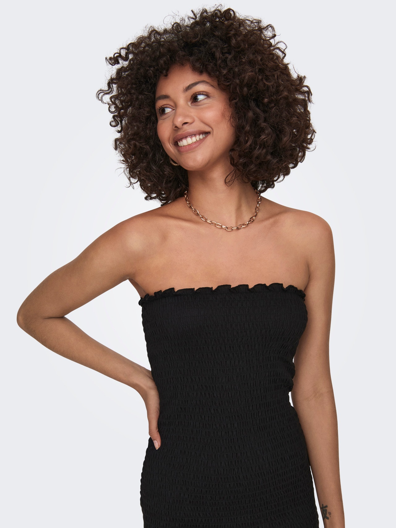ONLY Slim Fit Off Shoulder Short dress -Black - 15301514