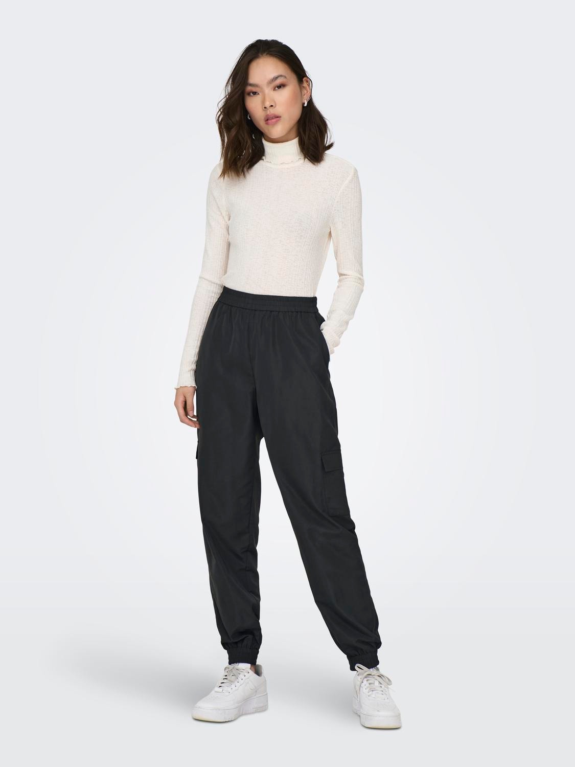 ONLY Regular Fit Mid waist Trousers -Black - 15301582