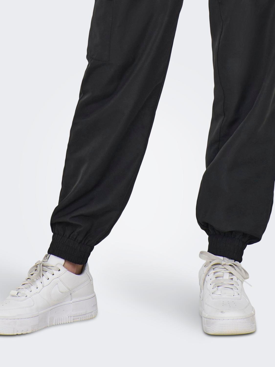 ONLY Pantalones Corte regular Cintura media -Black - 15301582