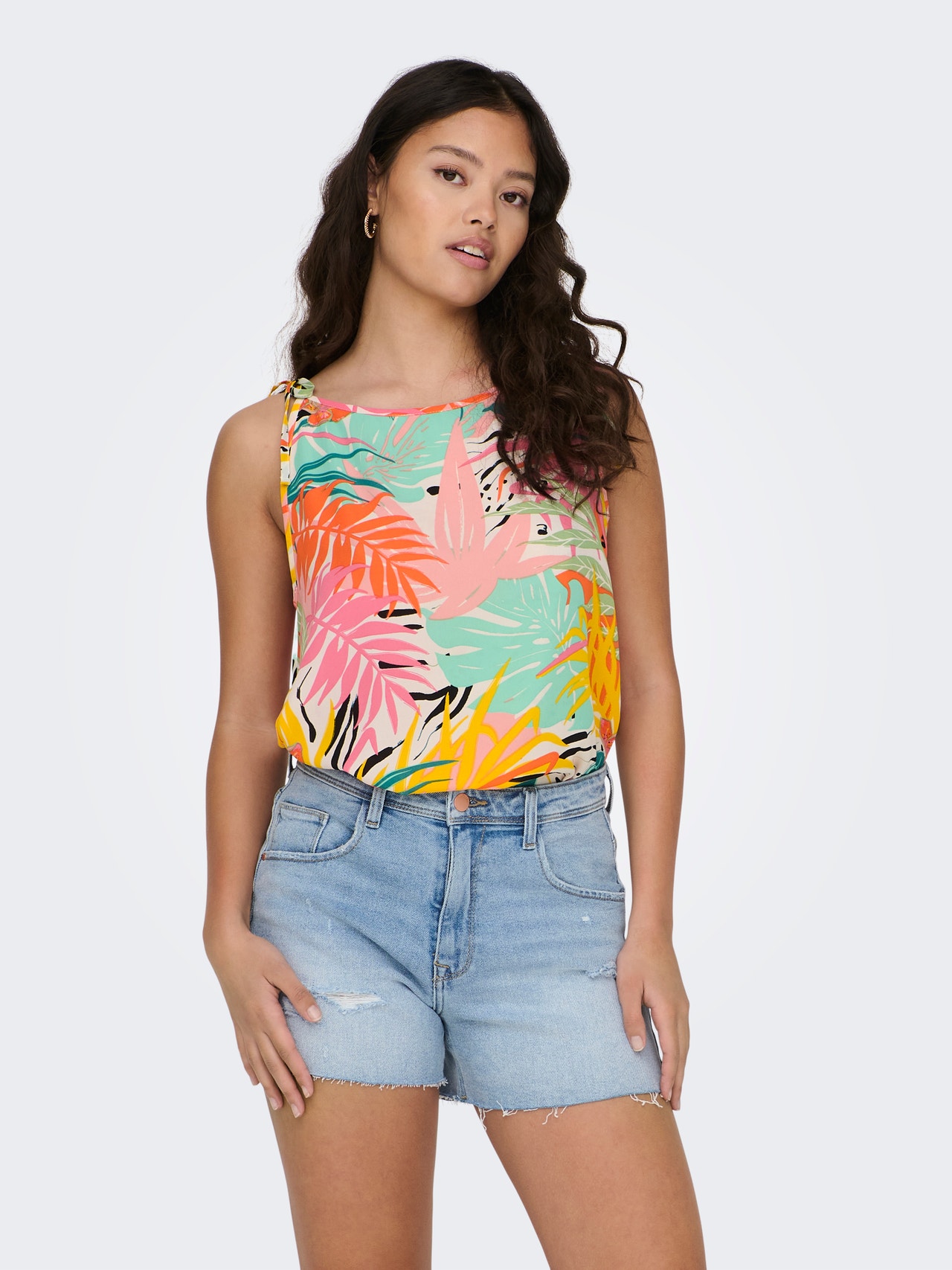 ONLY Tops Corte relaxed Cuello redondo -Cloud Dancer - 15302575