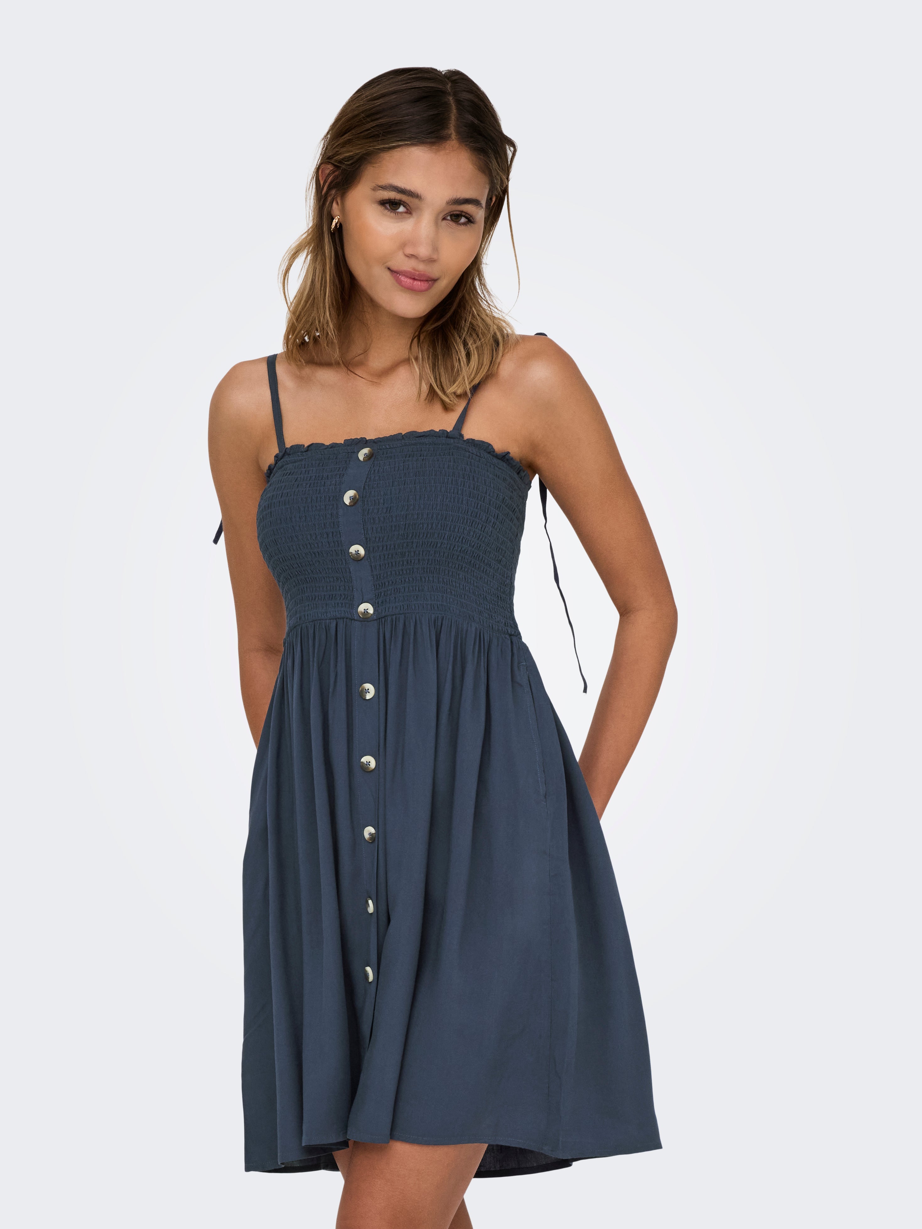 Onlnova Kurzes Kleid
