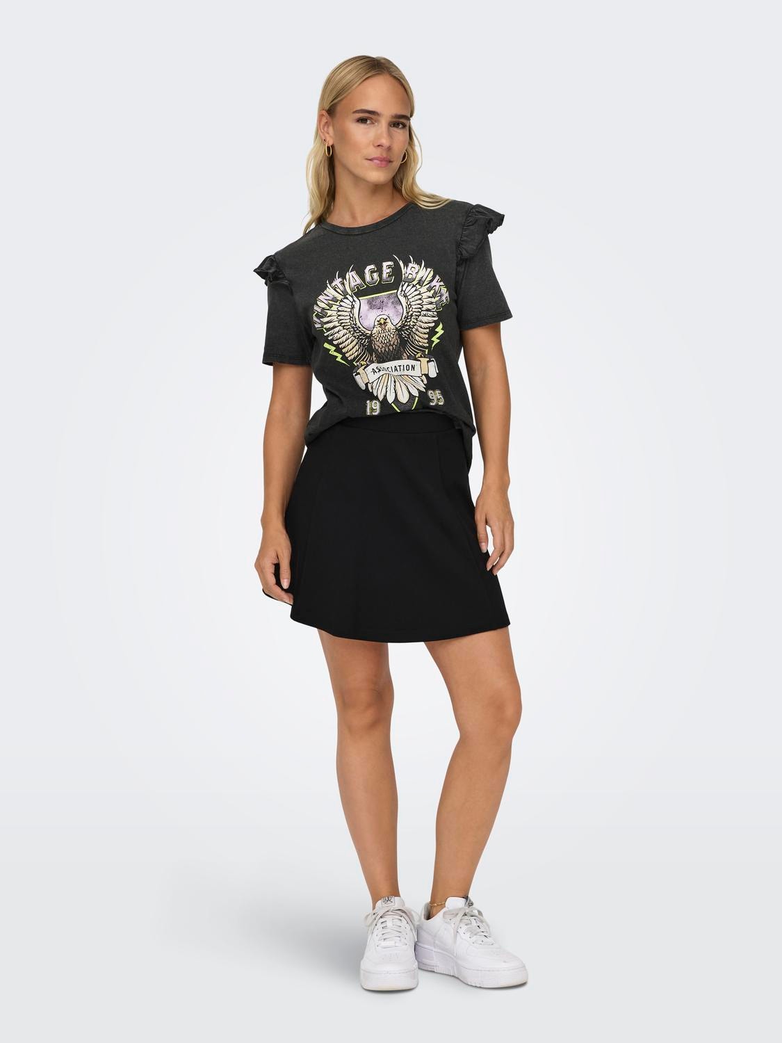 ONLY O-neck t-shirt with print and frills -Black - 15303188