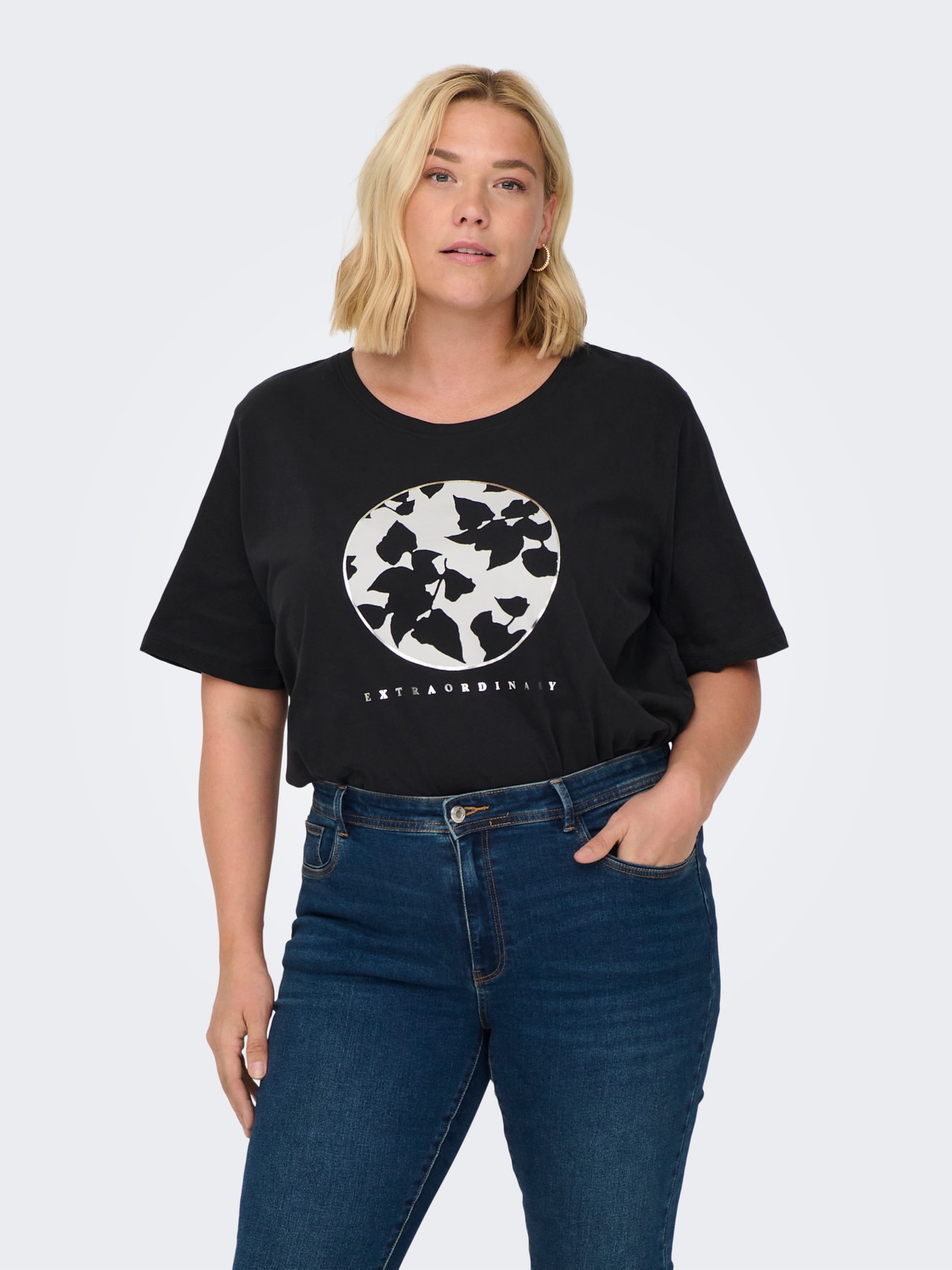 ONLY Curvy t-shirt with print -Black - 15303980