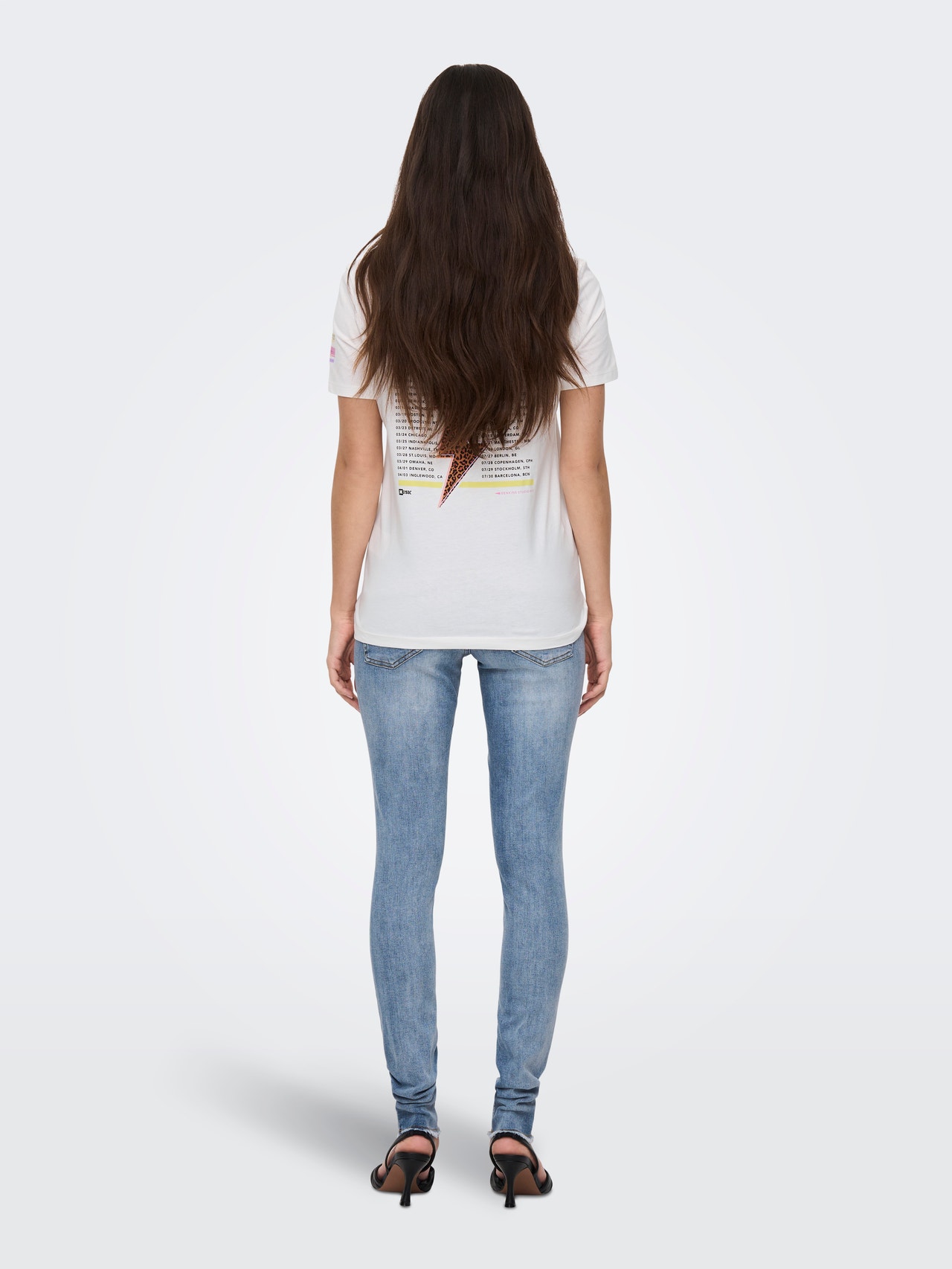 ONLY Regular fit O-hals T-shirts -Cloud Dancer - 15304015