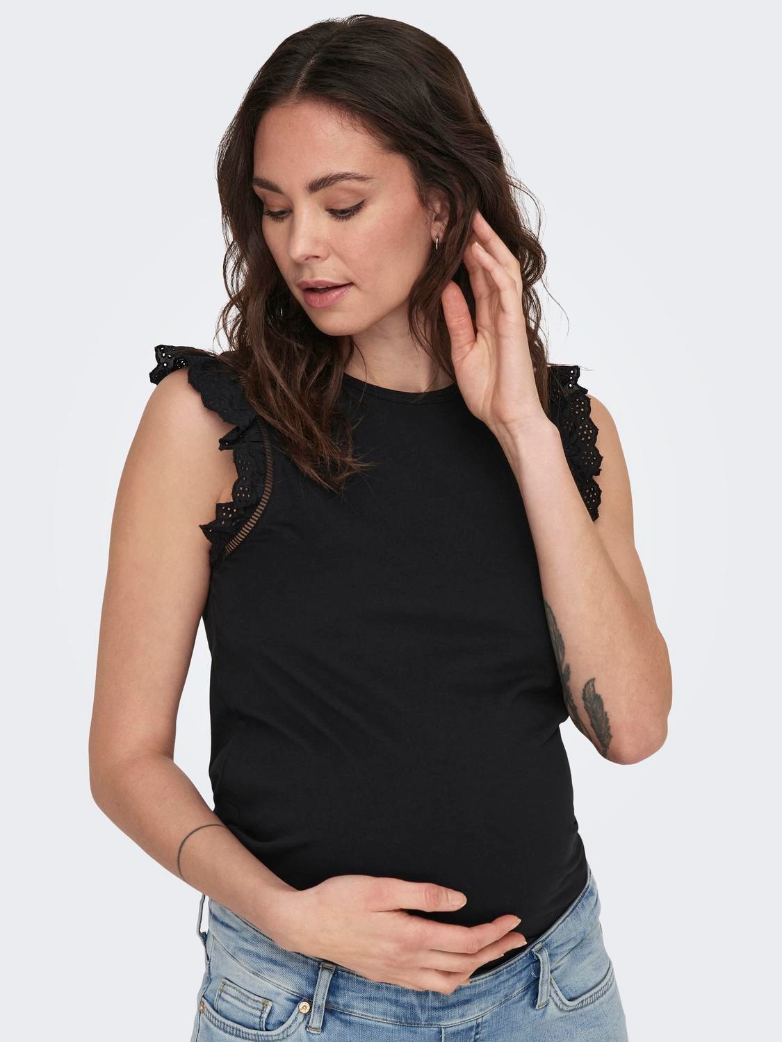 ONLY Regular Fit Round Neck Maternity Top -Black - 15304018