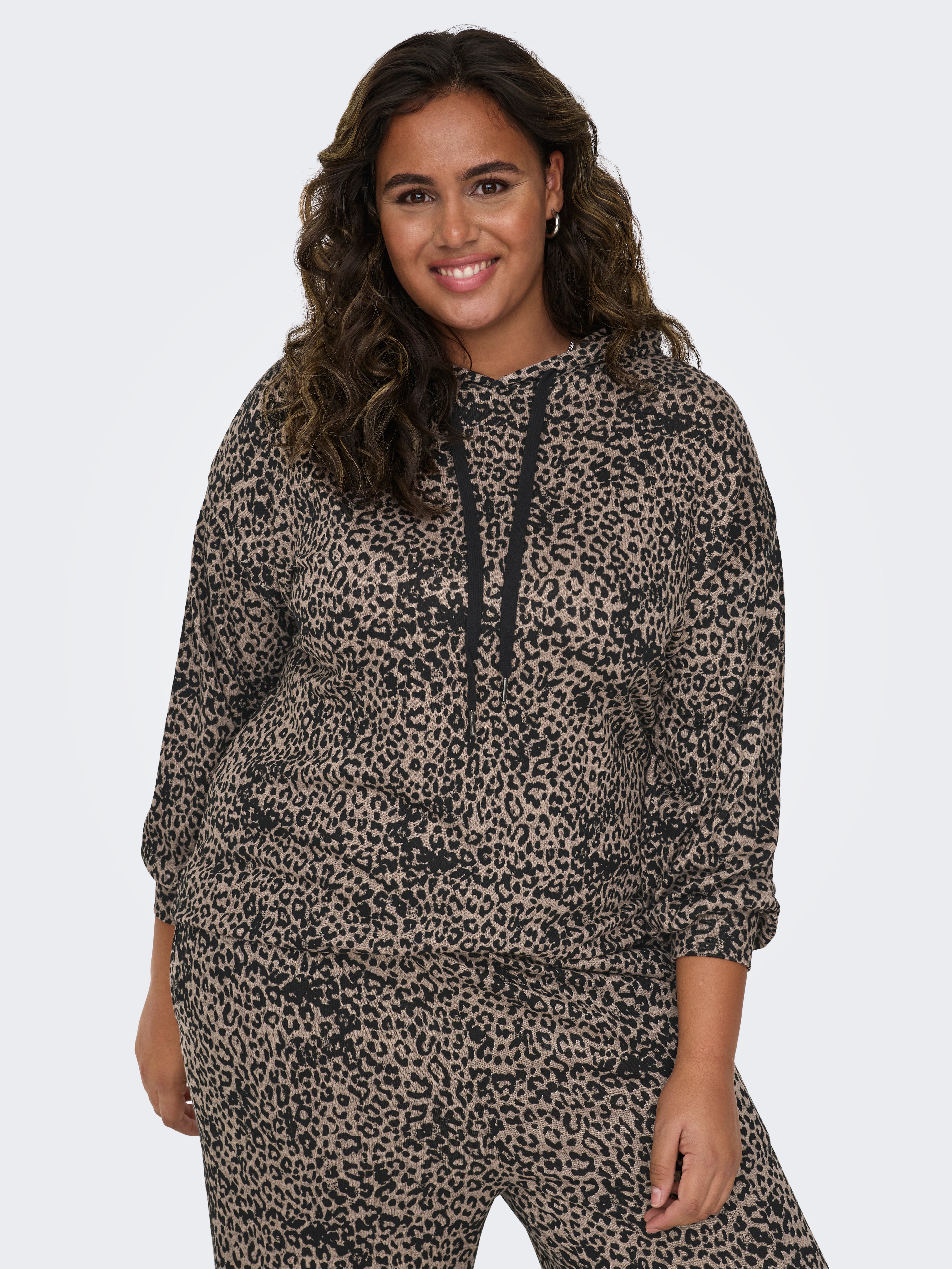 Curvy hoodie | Beige | ONLY®