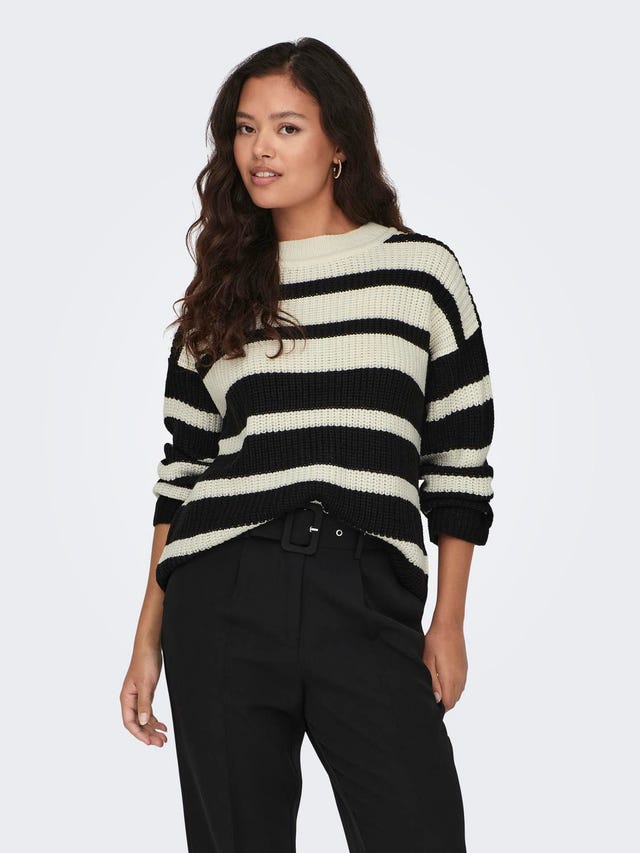 ONLY O-neck Oversize knitted pullover - 15304494