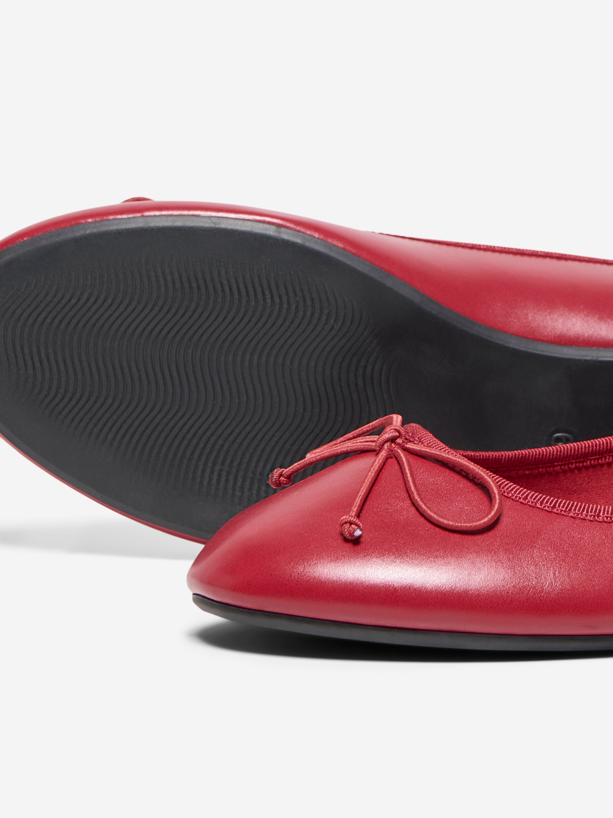 Thumbnail - Onlbee-3 Ballerina