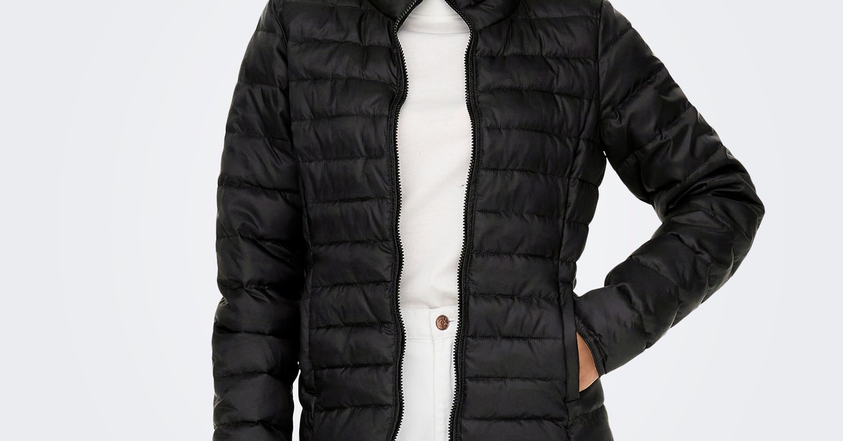 ONLNEWTAHOE Quilted jacket | Black | ONLY®