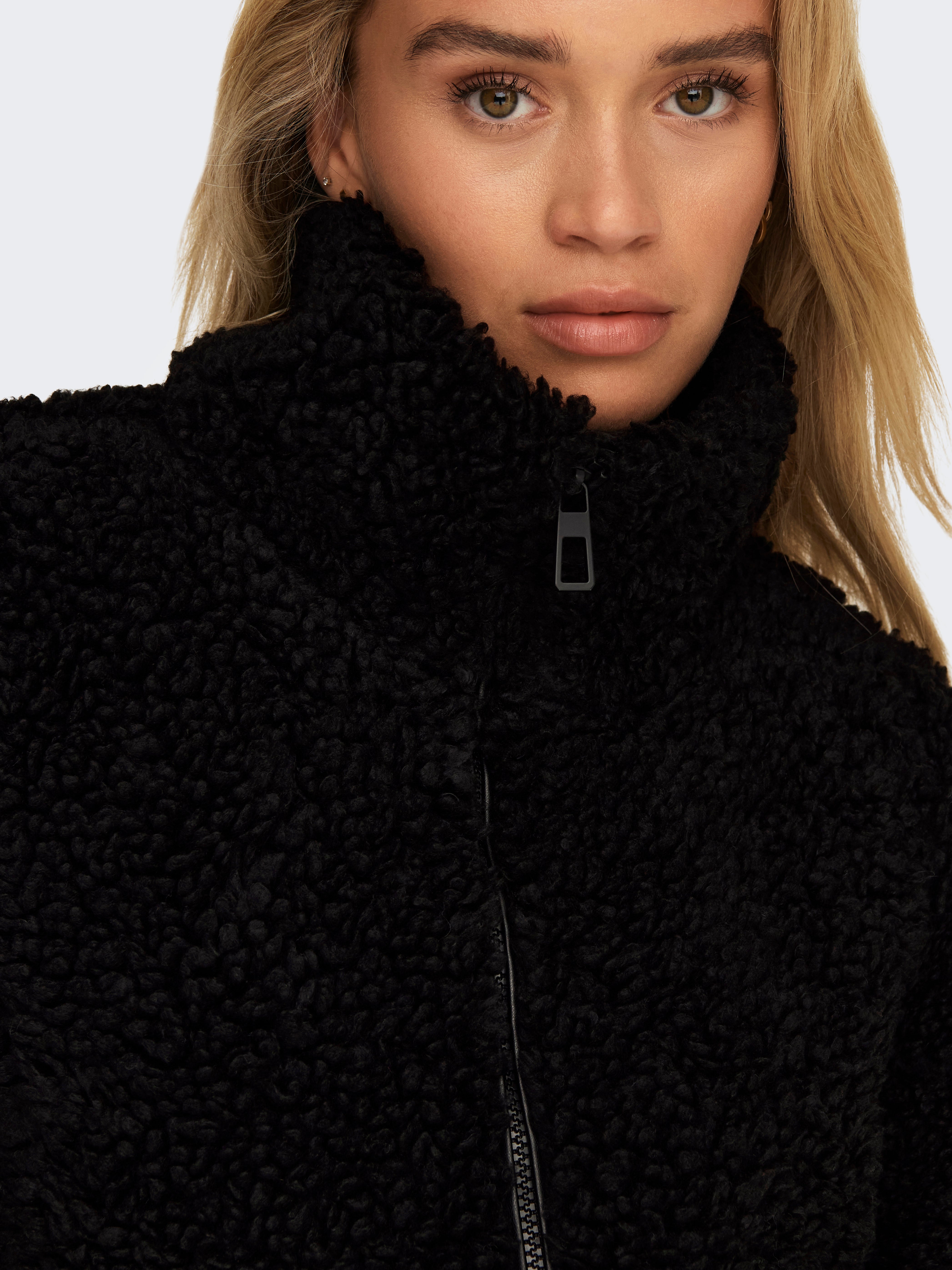 ONLNEWELLIE Bomber jacket | Black | ONLY® 