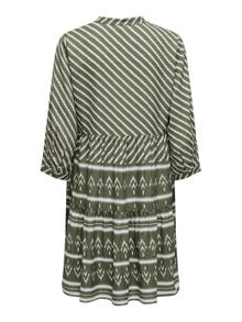 ONLY Normal geschnitten V-Ausschnitt Kurzes Kleid -Kalamata - 15308686