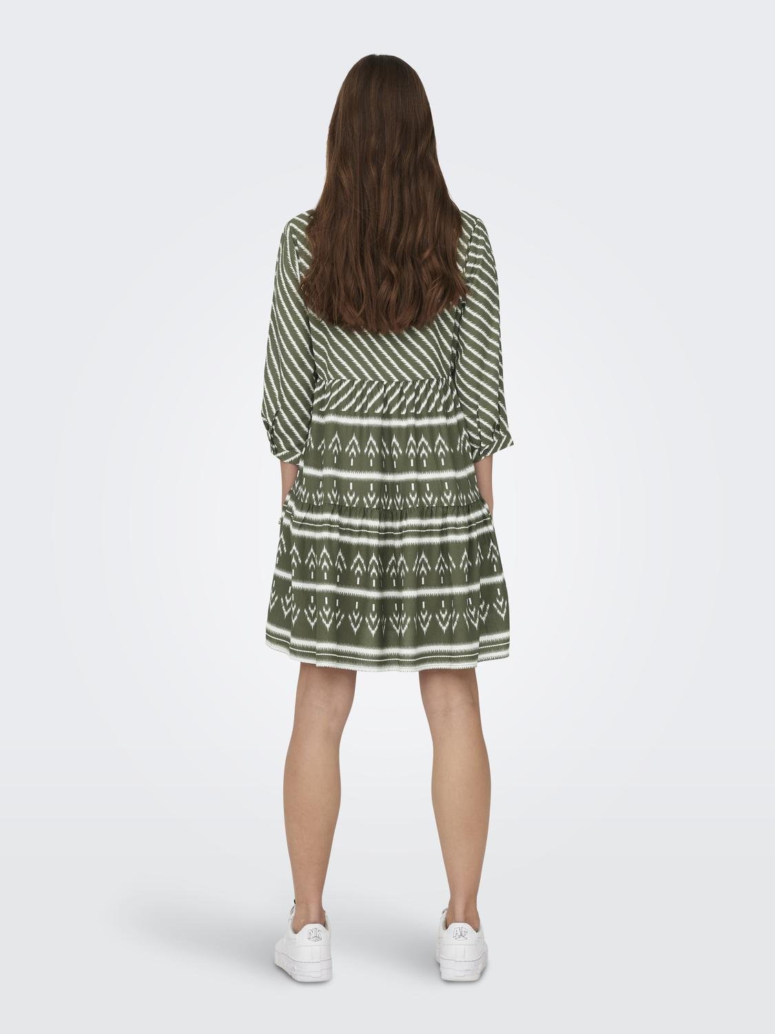 ONLY Regular Fit V-hals Kort kjole -Kalamata - 15308686