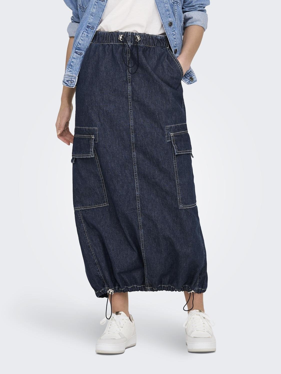 Long denim 2024 skirt with pockets