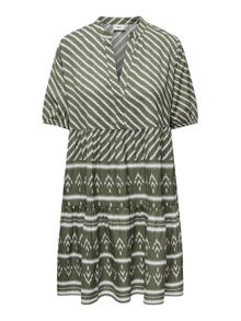 ONLY Normal geschnitten V-Ausschnitt Kurzes Kleid -Kalamata - 15309239