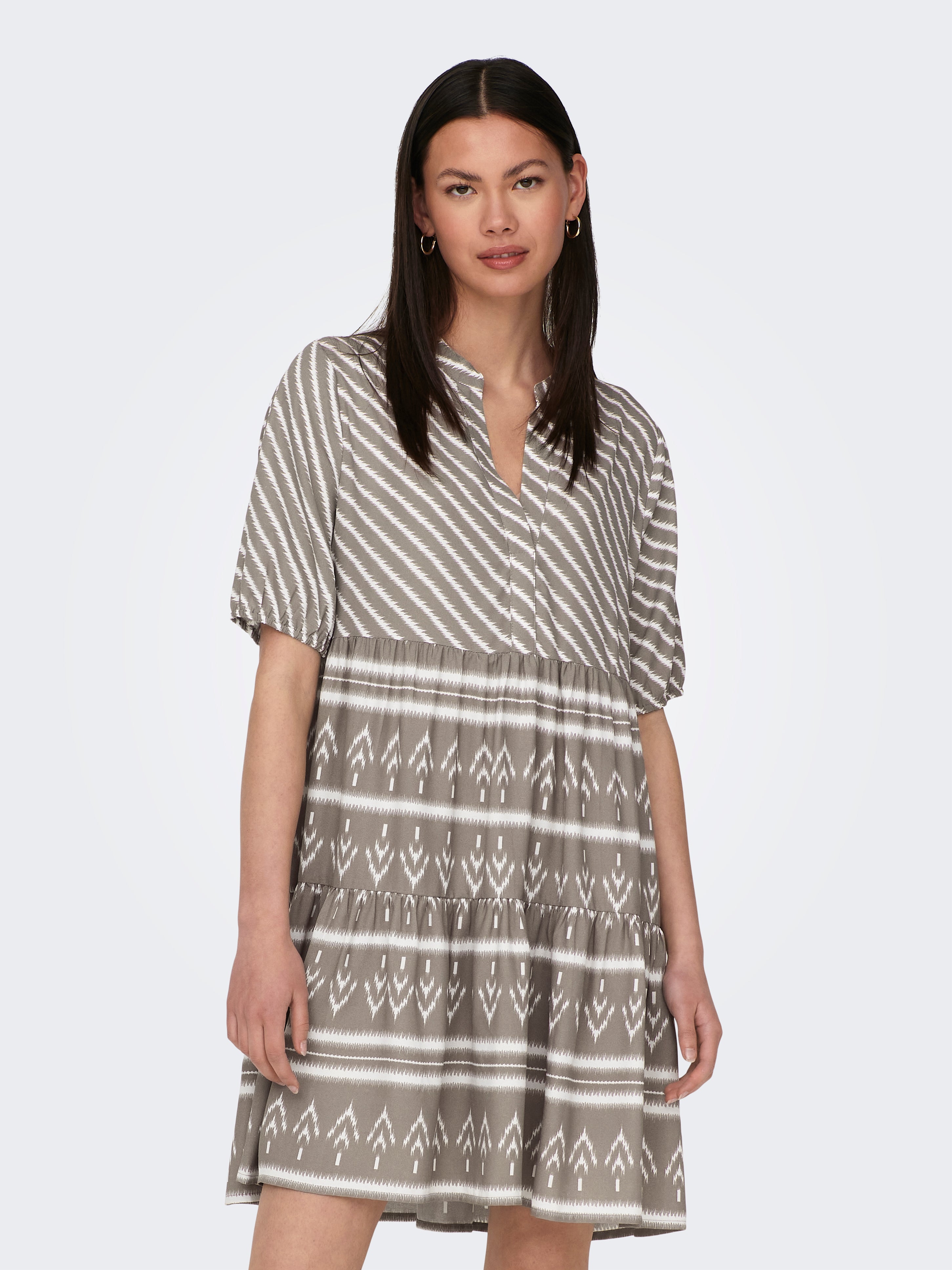 Jdysvala Kurzes Kleid