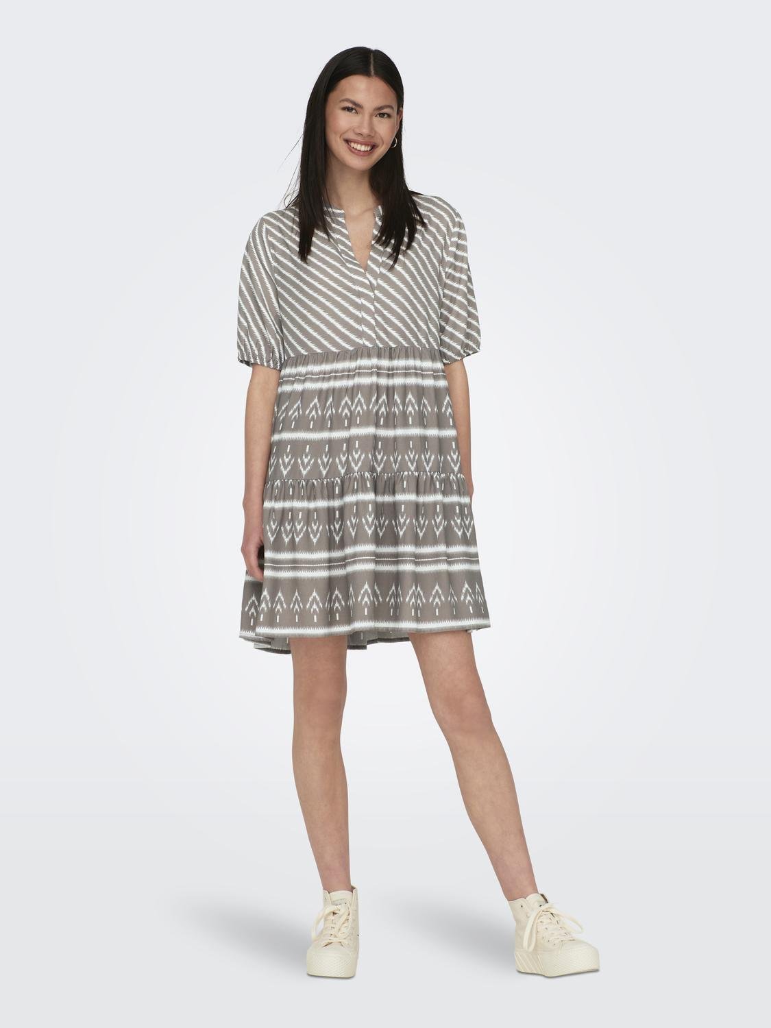 ONLY Regular Fit V-hals Kort kjole -Driftwood - 15309239