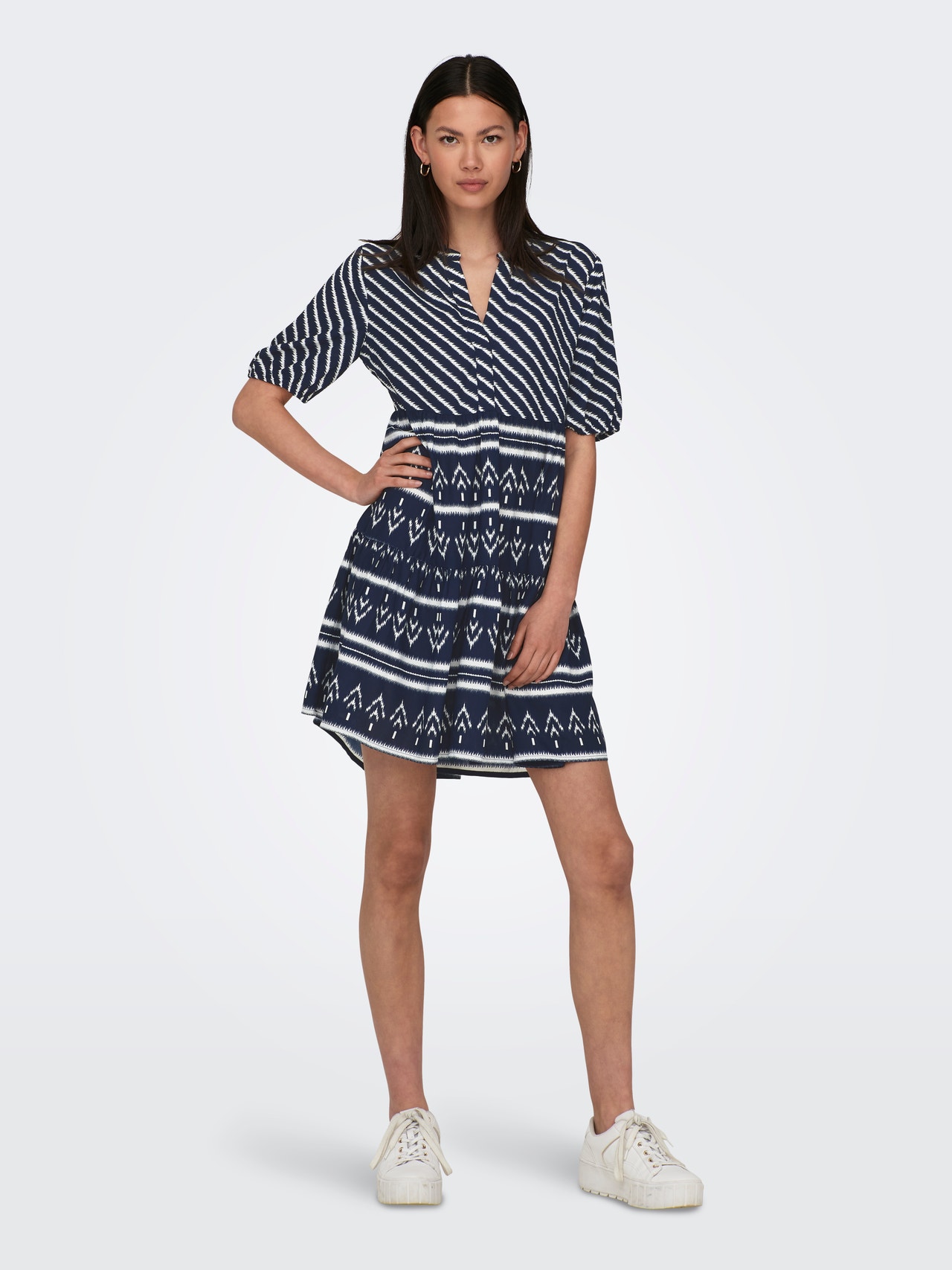 ONLY Tavapärane lõige V-kaelus Lühike kleit -Sky Captain - 15309239