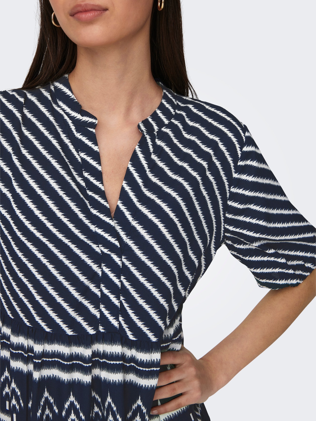 ONLY Tavapärane lõige V-kaelus Lühike kleit -Sky Captain - 15309239