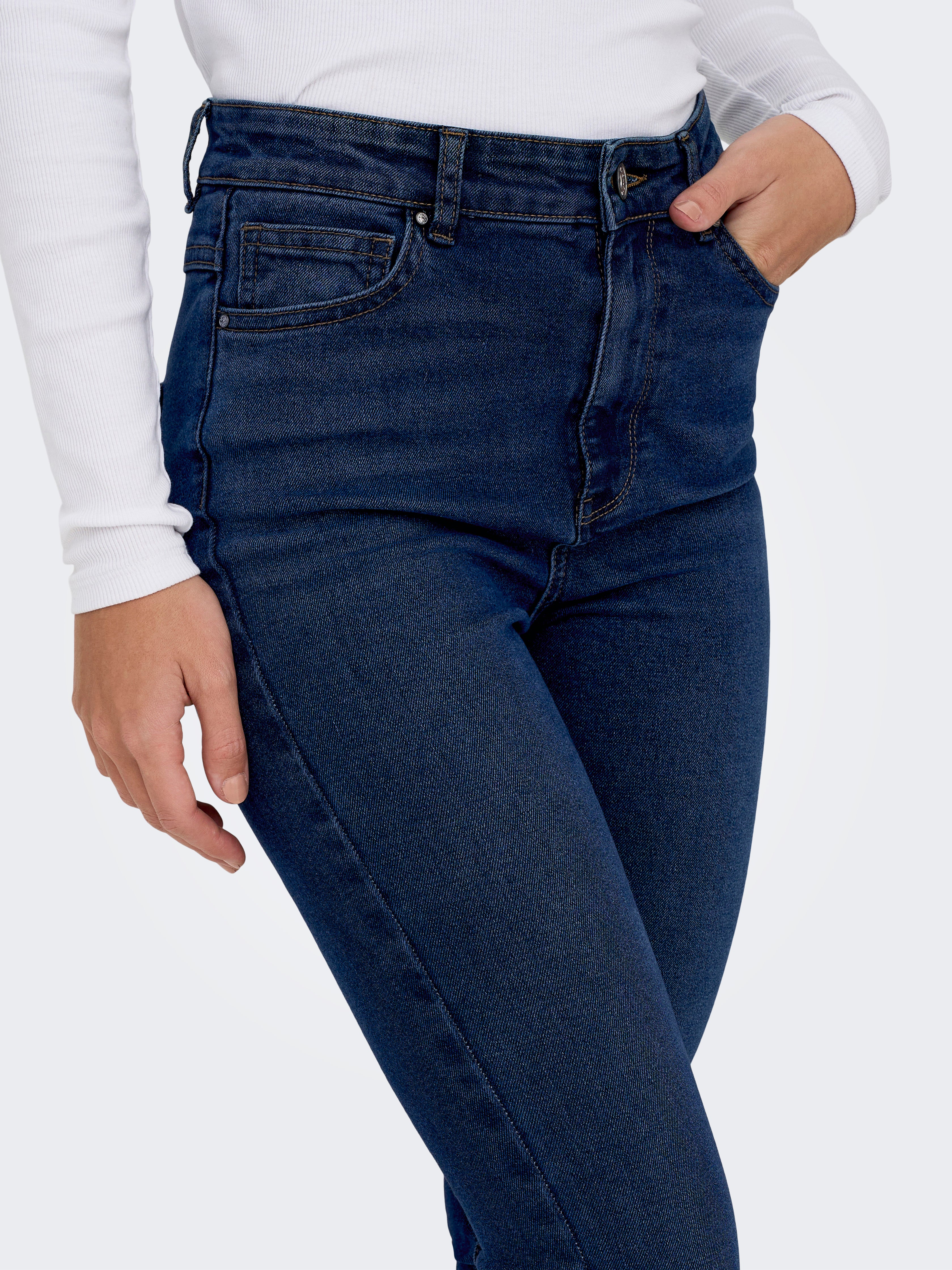 Supreme - makotrail F247925 | 83147, 14QK424M, 20570098, 60670-006, 750777 REAR