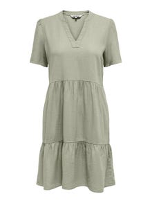 ONLY Normal geschnitten V-Ausschnitt Kurzes Kleid -Oil Green - 15310970
