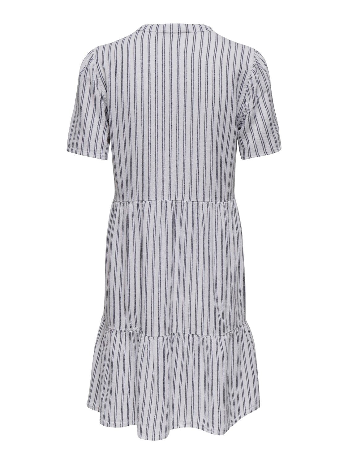 ONLY Normal geschnitten V-Ausschnitt Kurzes Kleid -Bright White - 15310970