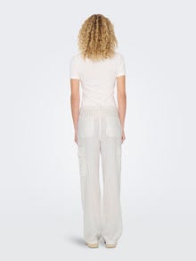 ONLY Cargo trousers with mid waist -Cloud Dancer - 15310985