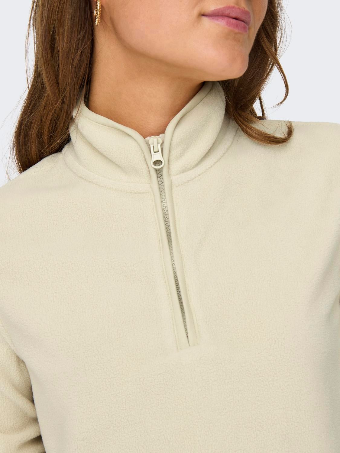 Sudaderas con cuello online alto