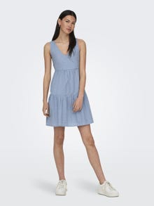 ONLY Normal geschnitten V-Ausschnitt Kurzes Kleid -Forever Blue - 15312385