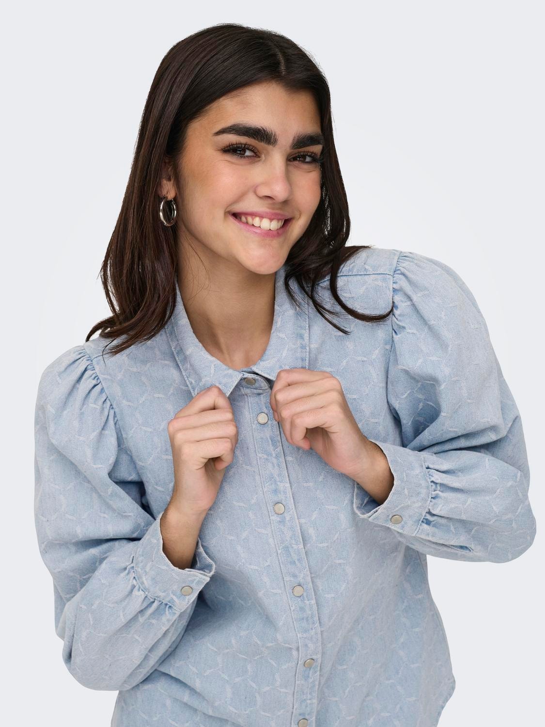 ONLY Camisas Corte regular Cuello de camisa Mangas voluminosas -Light Blue Denim - 15312762