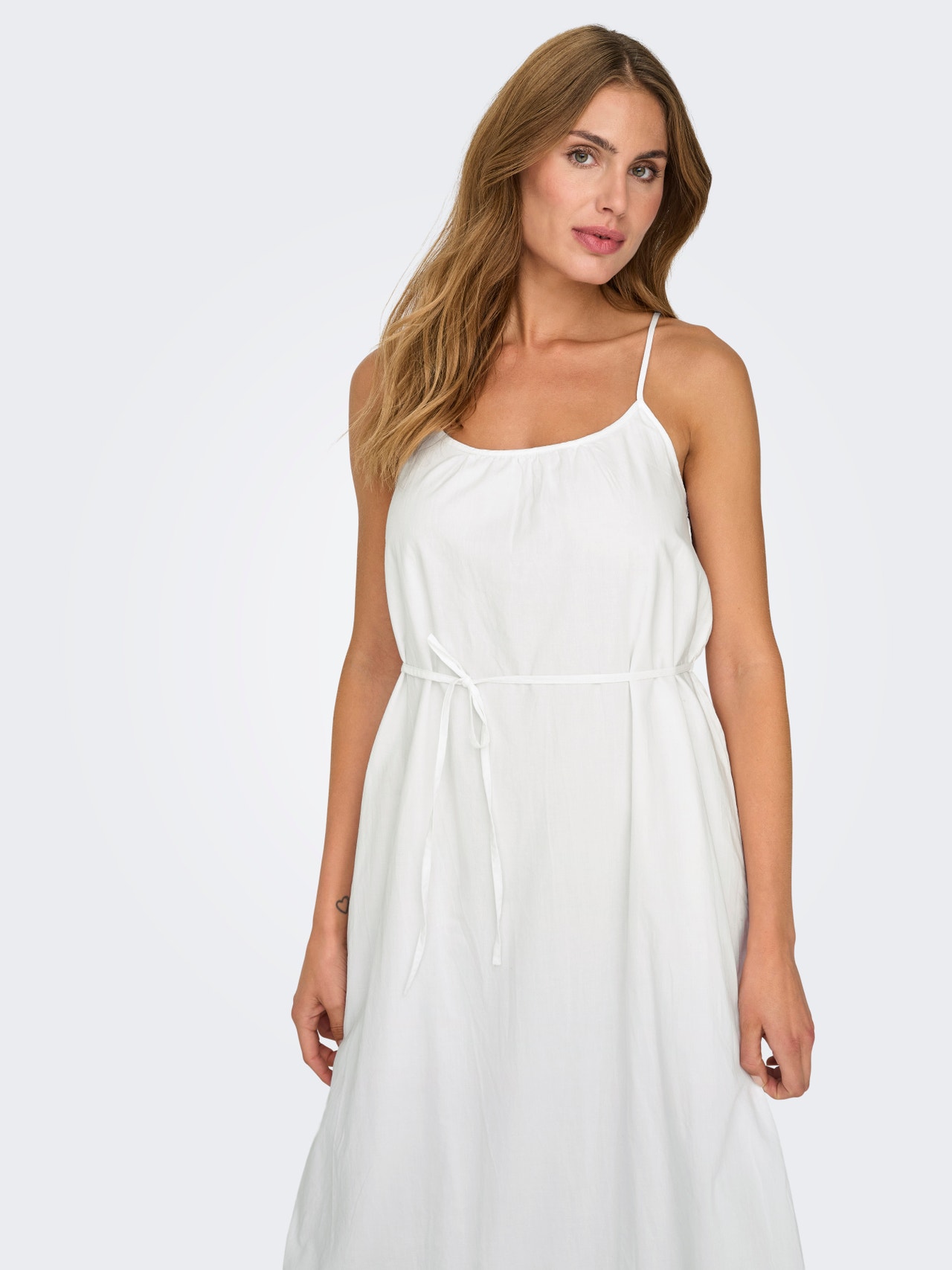 ONLY Vestido midi Corte regular Cuello redondo -Bright White - 15313166