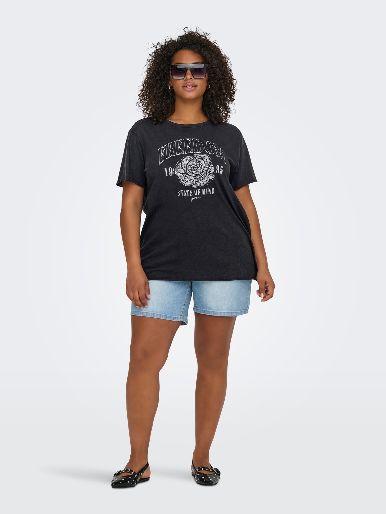 ONLY Curvy Printed O-neck t-shirt -Black - 15313175