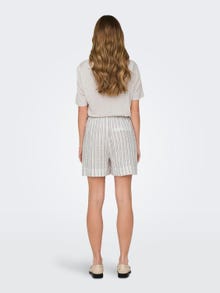 ONLY Normal geschnitten Shorts -Bright White - 15313716
