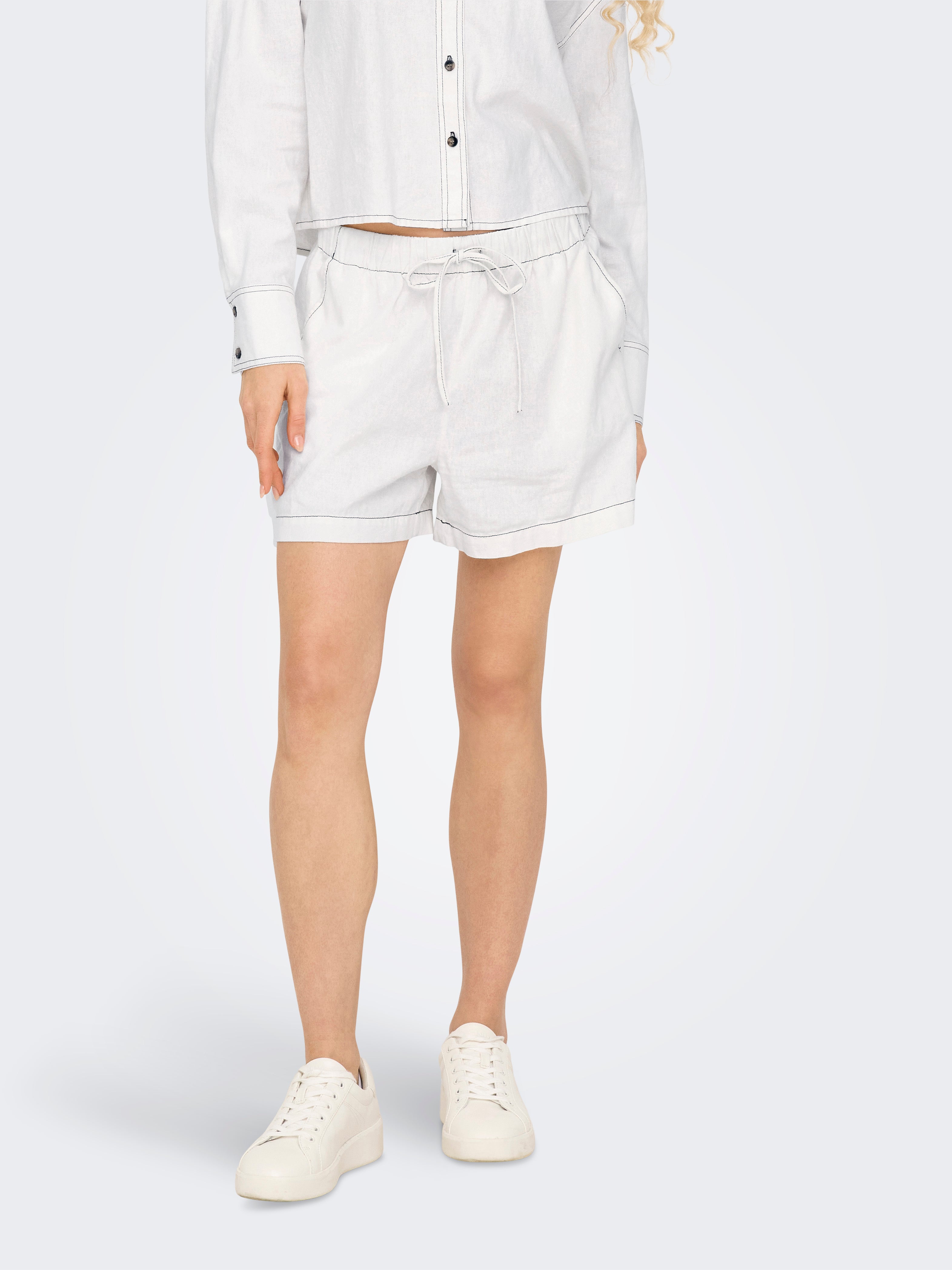 Onlcaro Mittlere Taille Normal Geschnitten Shorts