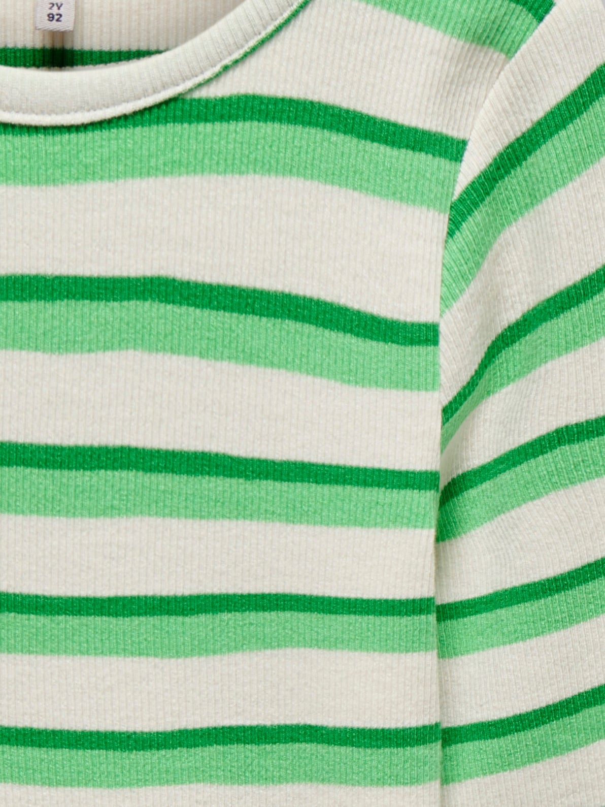 Thumbnail - Kmgevig Top